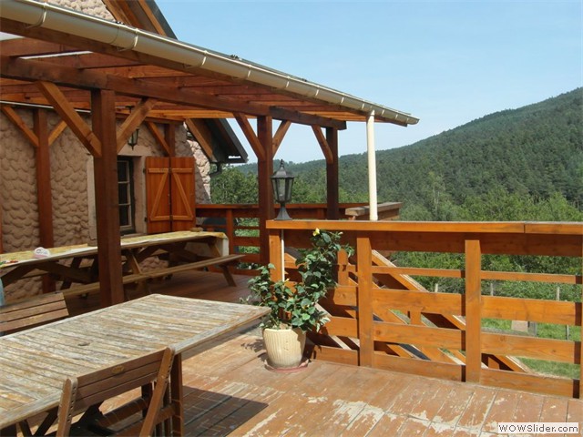 La terrasse du gîte du paon