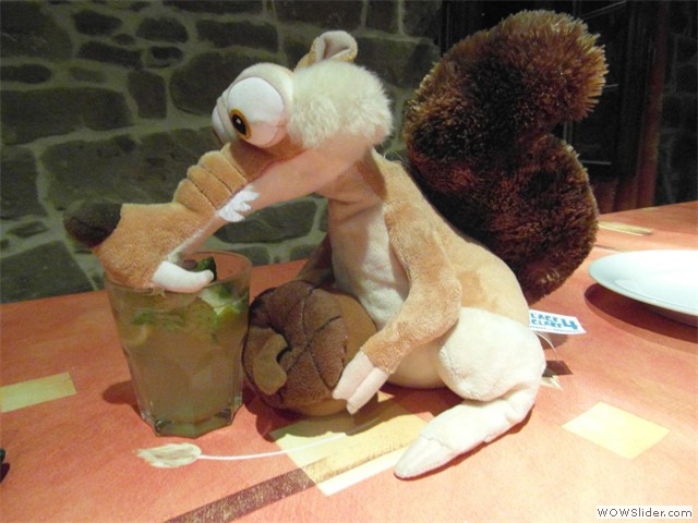 Scrat boit son Mojito